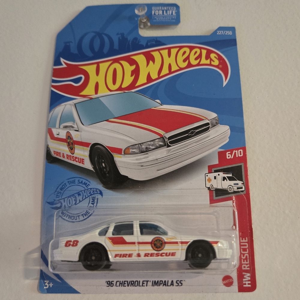 1996 Chevrolet Impala SS Fire & Rescue Hot Wheels HW Rescue 6/10 Diecast